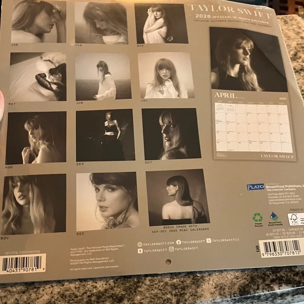 Taylor Swift 2026 16 month calendar